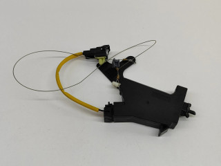 Электрический замок крышки