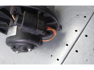 Вентилятор печки    0130111202, 0130111202   Audi A6 S6 C5 4B