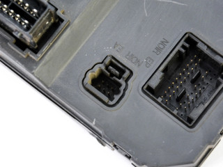 Pojistková skříňka 118085220F Peugeot 206+ 2010