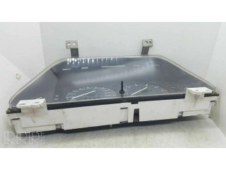 Přístrojová deska  Mazda 323 1993 BB1S  