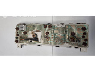 Přístrojová deska Nissan Sunny 1993