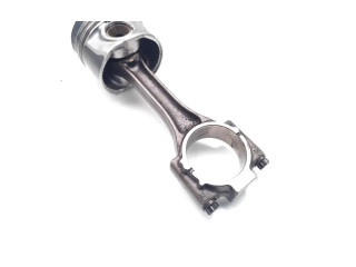  Поршень с шатуном CFWA CFWA  Skoda Fabia Mk2 (5J)  