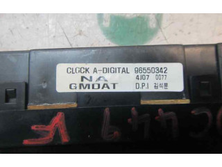 Дисплей       Chevrolet Nubira