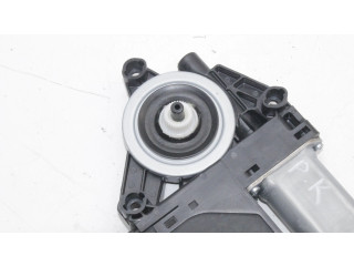 Генератор 31674758   Volvo XC40      