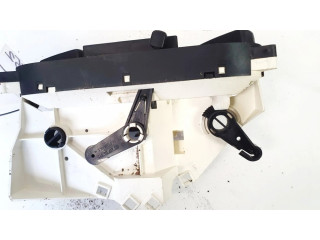 Блок управления климат-контролем mb947678, mb947677 Mitsubishi Carisma