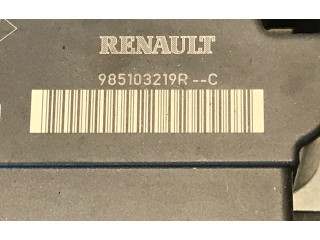 Блок подушек безопасности 985103219R   Dacia Dokker