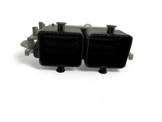 Řídící jednotka 3391069L01 Suzuki Swift II 2013