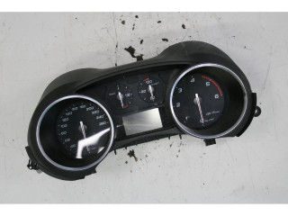 Přístrojová deska Alfa Romeo Giulia 2010