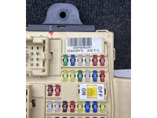 Блок предохранителей 954002P976 KIA Sorento