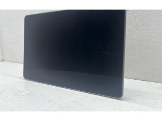 Дисплей    108954302J, 151677900C   Tesla Model 3