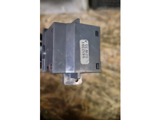 Ручка стеклоочистителей 9452391 Volvo XC90