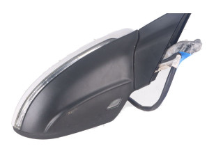 Зеркало электрическое Volkswagen Golf Plus 2005 - 2013 года