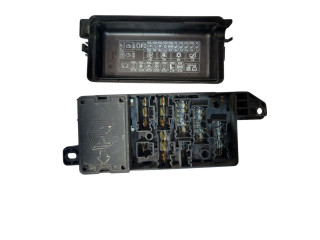 Pojistková skříňka 148079008 Mini Cooper Hatch Hardtop 2002