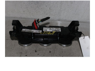 Блок управления климат-контролем    Fiat 500L