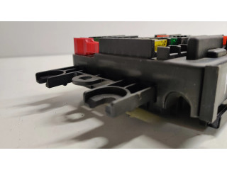   Pojistková skříňka 9261111   BMW 1 F20 F21 2012