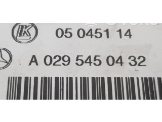 Pojistková skříňka A0295450432 Mercede-Benz S W220 2013