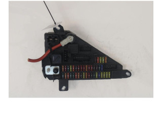 Pojistková skříňka BMW 5 E60 E61 2001