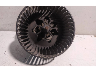 Вентилятор печки       Volkswagen Caddy