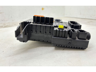 Блок предохранителей 30728512   Volvo V70    