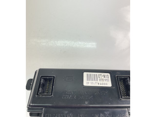 Дисплей    957101H100   KIA Ceed