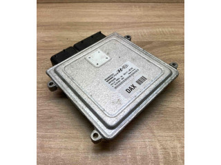 Блок управления двигателем Блок управления 3911125100, 5WY5242B   Volvo V70