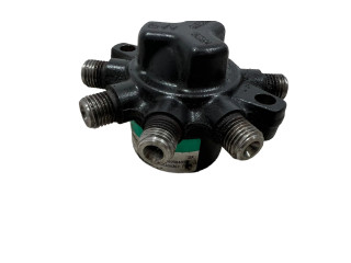 Топливная рампа 8200584034, R9144Z070B   Renault Clio III   для двигателя K9K768