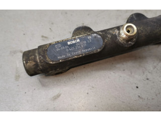 Vstřikovací lišta 0445214017, 0281002592 Peugeot 607