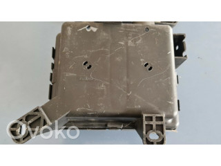 Блок предохранителей  25750682   Chevrolet Express    