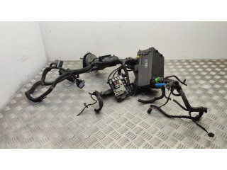 Блок предохранителей 030103500, 0181773993 Jeep Compass