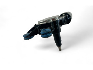 Моторчик дворников 31290787    Volvo V70