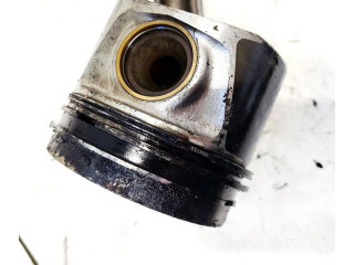 Поршень с шатуном Mitsubishi Outlander