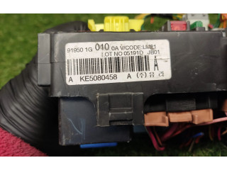 Блок предохранителей 919501G010   KIA Rio    