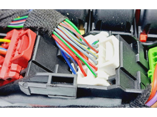 Pojistková skříňka 4M2971845 Audi Q7 4M 2017