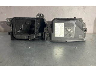 Блок предохранителей 284B07753R, 284B07078R Renault Captur II