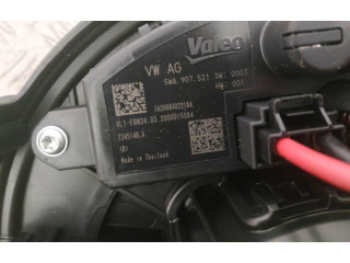 Вентилятор печки 5WB819015A Audi Q3 F3