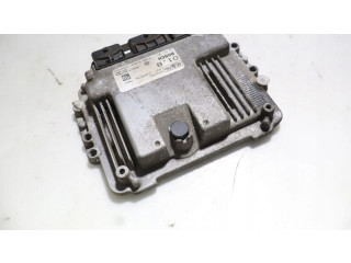 Блок управления двигателем Блок управления 0281011775 Volvo V50