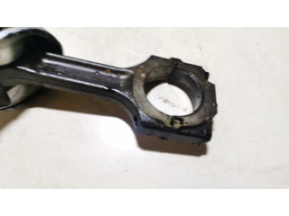 Píst Alfa Romeo 156 pro naftový motor 2.4