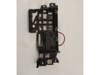   Pojistková skříňka 4E0971845   Audi A8 S8 D3 4E 2006