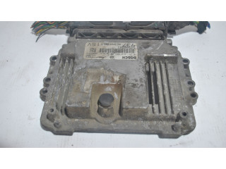 Блок управления двигателя 51806561, 0281012883   Alfa Romeo GT