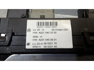   Pojistková skříňka A2215403250, A2215450801   Mercede-Benz S W221 2007