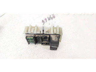 Блок предохранителей Volvo V70