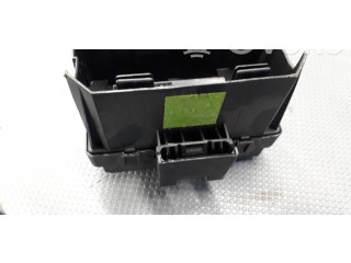 Блок предохранителей     Hyundai Sonata    