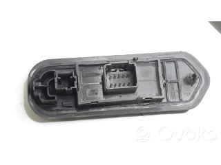 Контактное соединение дверей