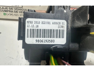 Блок предохранителей 9806192580    Citroen Berlingo