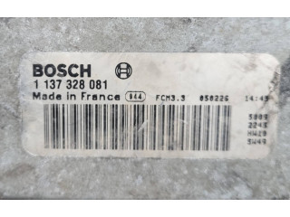 Вентилятор радиатора 30680513 Volvo S60