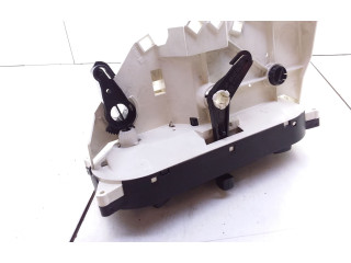 Блок управления климат-контролем MB947678, MB947677 Mitsubishi Carisma