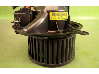 Вентилятор печки Skoda Octavia Mk2 (1Z)