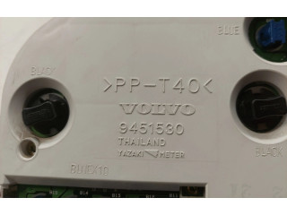 Панель приборов 9451530, 9168144   Volvo S70  V70  V70 XC       