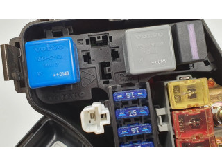 Блок предохранителей 9128576 Volvo C70