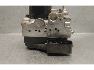 Блок АБС 4454053020, 4405053040 Lexus IS 200-300 1999 - 2005 года